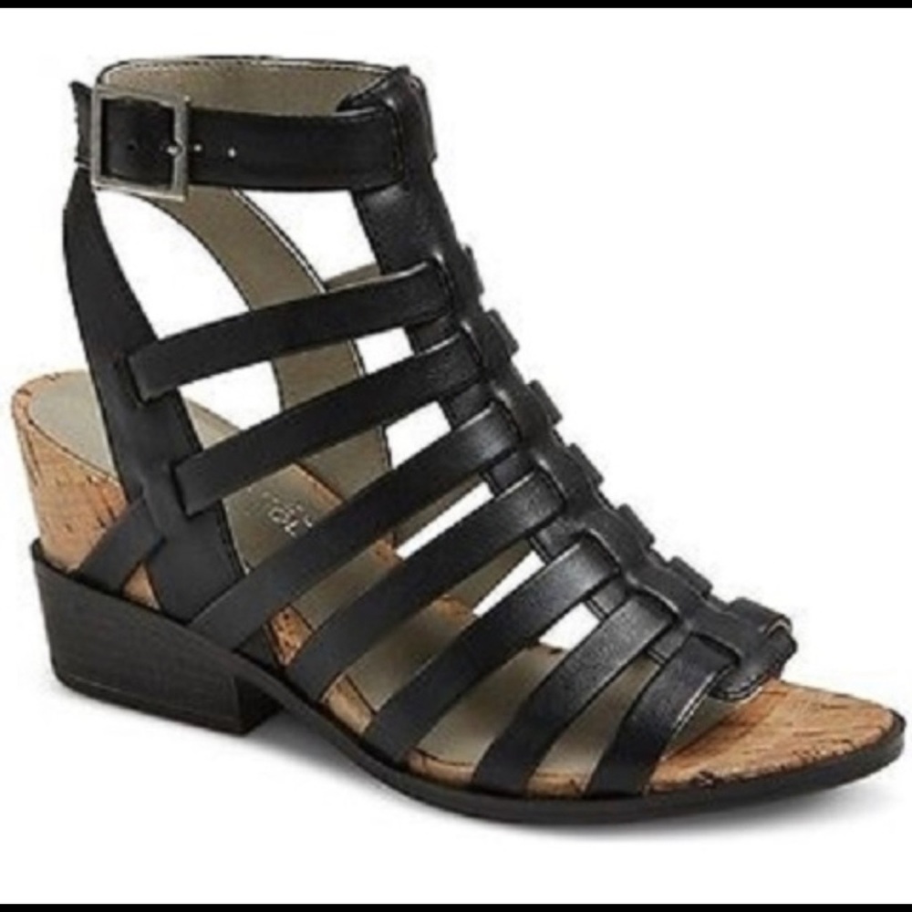 Ladies wedge sandals ‼️ FINAL PRICE DROP ‼️